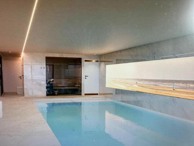 Schravenhoek Met Indoorzwembad En Sauna 베우른 외부 사진