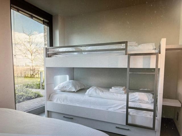 Schravenhoek Met Indoorzwembad En Sauna 베우른 외부 사진